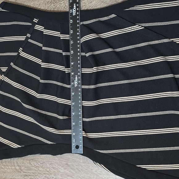 Women's Almost Famous Black Striped romper size L - Picture 6 of 6